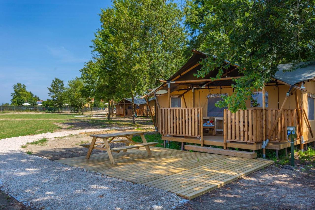 Agriturismo Tenuta Regina - Glamping luxury lodges&apartments Palazzolo dello Stella Esterno foto