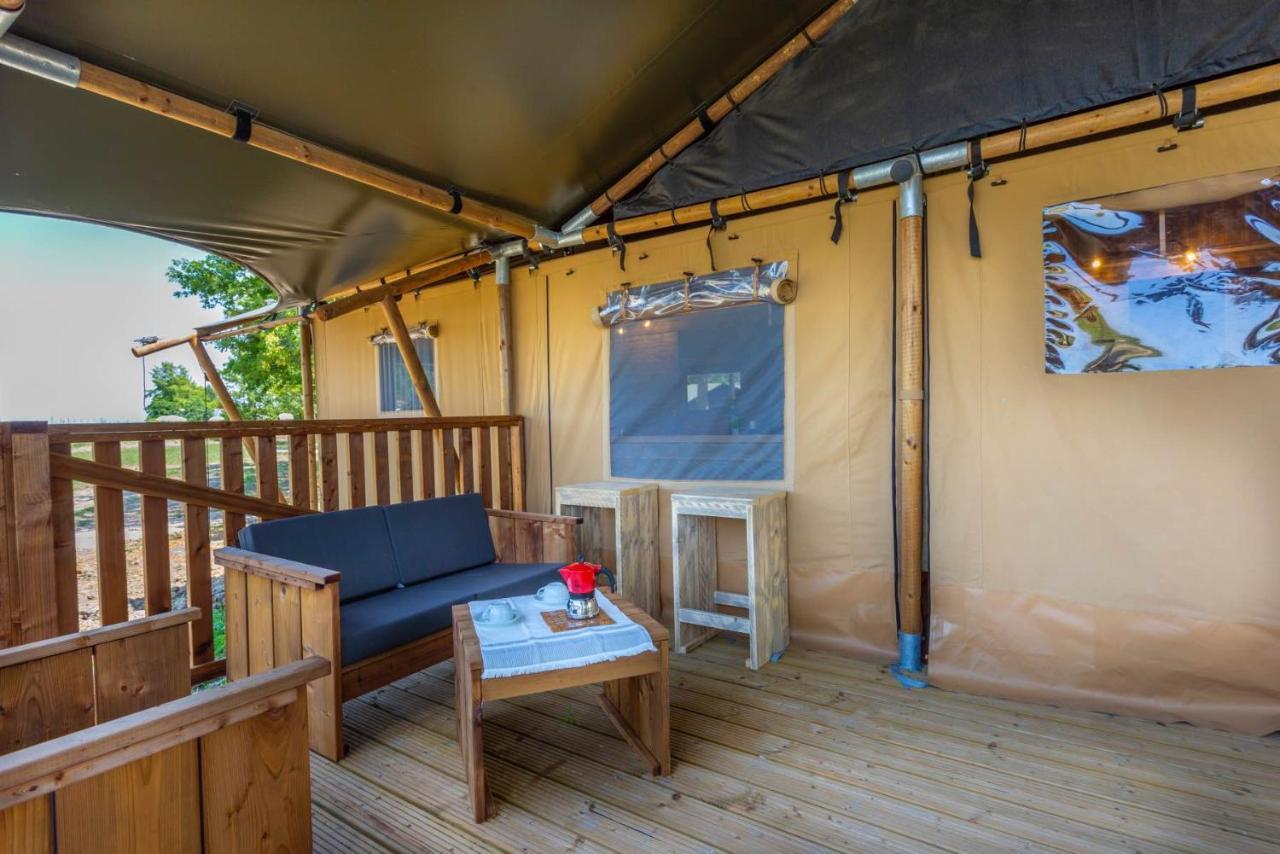 Agriturismo Tenuta Regina - Glamping luxury lodges&apartments Palazzolo dello Stella Esterno foto